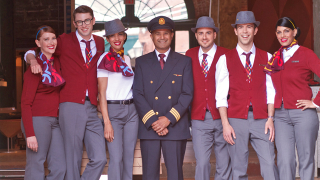 Illustration for article titled Rob Lowe Gets Bored On Flight, Makes Fun Of Crew Uniforms